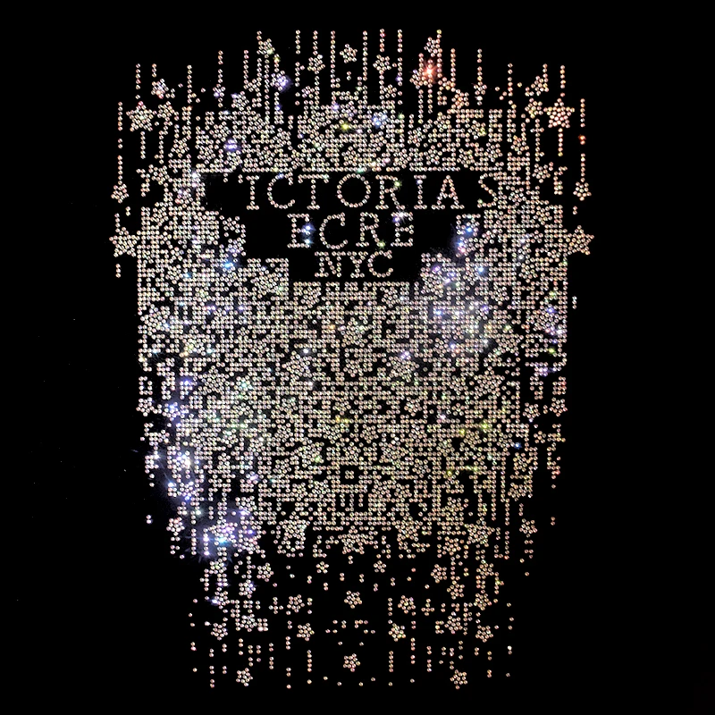 قماش كبير لامع وعصري مع حروف ماسية منقوشة ملابس DIY، قمصان، هوديس، ملابس وإكسسوارات من الدنيم