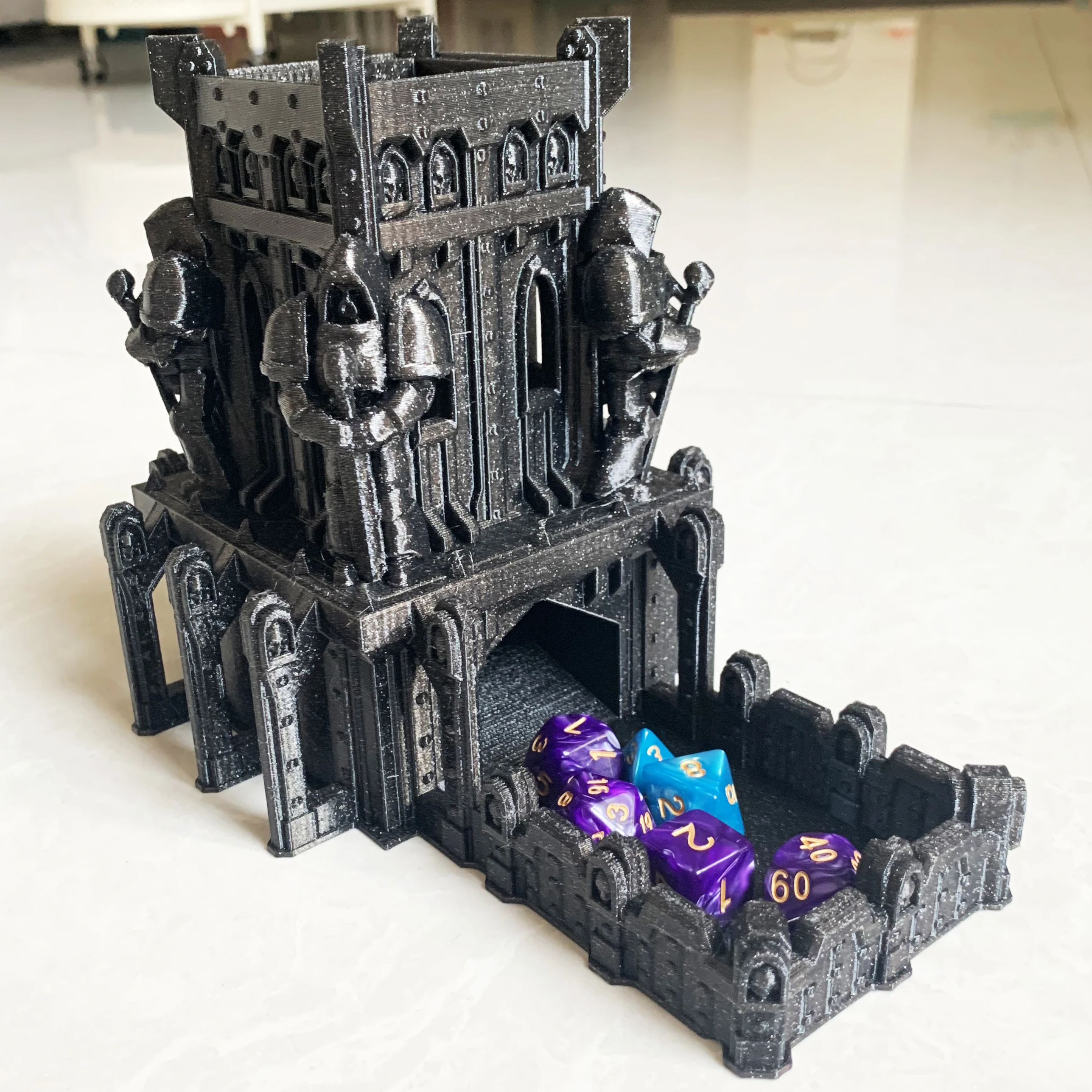 Cthulhu Dice Tower God Emperor Statue Board Game, Dragons and Underground DND, DND for Arcade Prizes