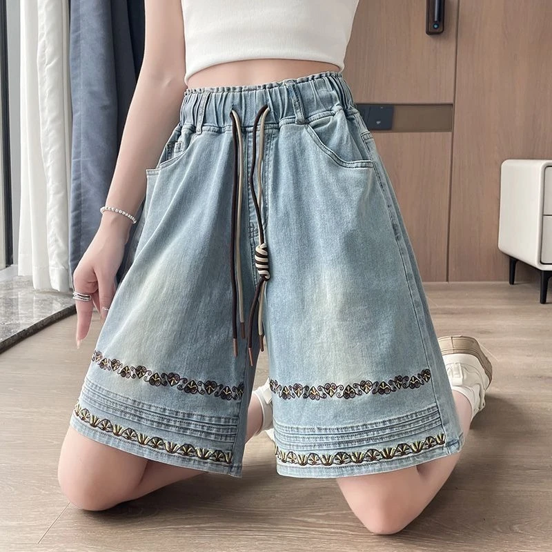 

2026 Summer New Jean Shorts Women Elasticity High Waist Loose Womens Shorts Retro Embroidery Casual Five Point Denim Shorts