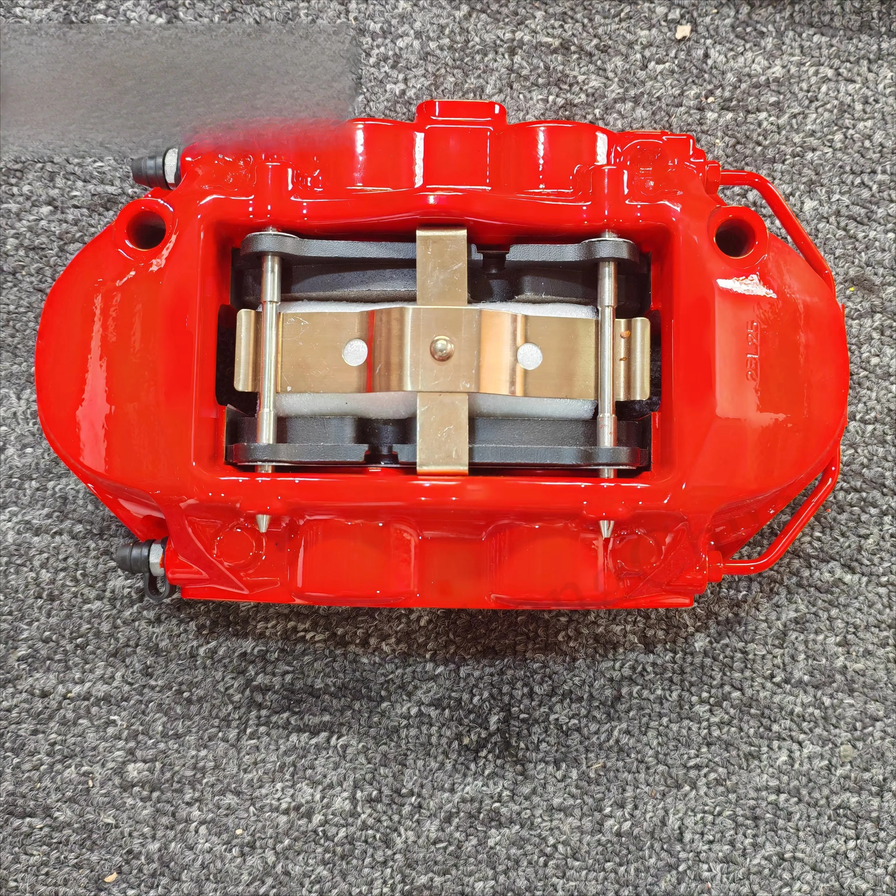 

GT4 Large Brake Caliper Full 400mm Brake Disc/Rotor Caliper 6-Piston 18-Inch Wheels