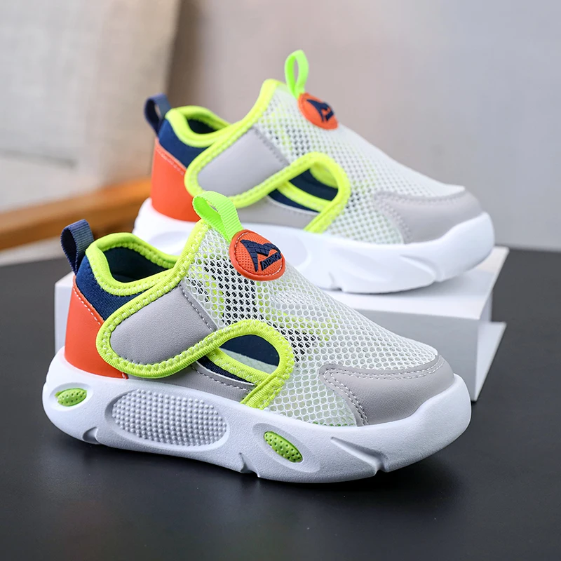 

New Lightweight Childrens Sports Shoes Refreshing Lightweight Casual Shoes for Summer Comfortable Shock-absorbing Running Shoes