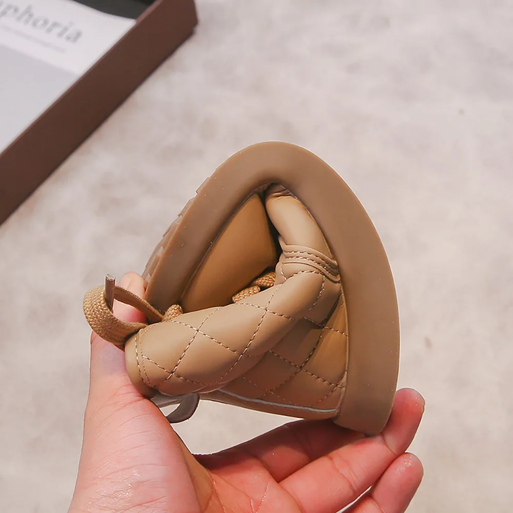 بو الجلود أحذية الشتاء للأطفال الاتجاه أزياء الأطفال أفخم الأحذية سميكة الدافئة أحذية قطنية للبنين بنات المخملية الأحذية الدافئة