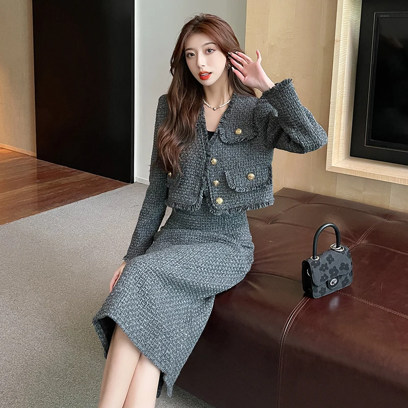 High Quality Party Tweed Two Piece Set Women Fall Winter Fashion V Neck Tassel Short Jacket Coat+Mid Skirt Christmas Woolen Suit