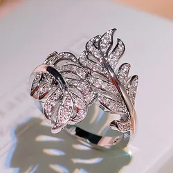 Huitan Fashion Fresh Style Leaves Finger Ring for Women Silver Plated Crystal Cubic Zirconia Ring Wedding Ceremony Party Jewelry