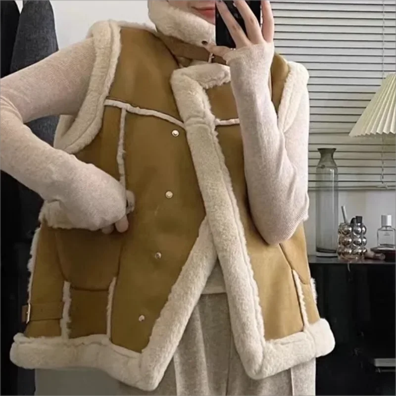 2023 autunno e inverno nuovo colletto alla coreana imitazione gilet di velluto di agnello le donne indossano gilet con Clip di cavallo spesso in pelliccia