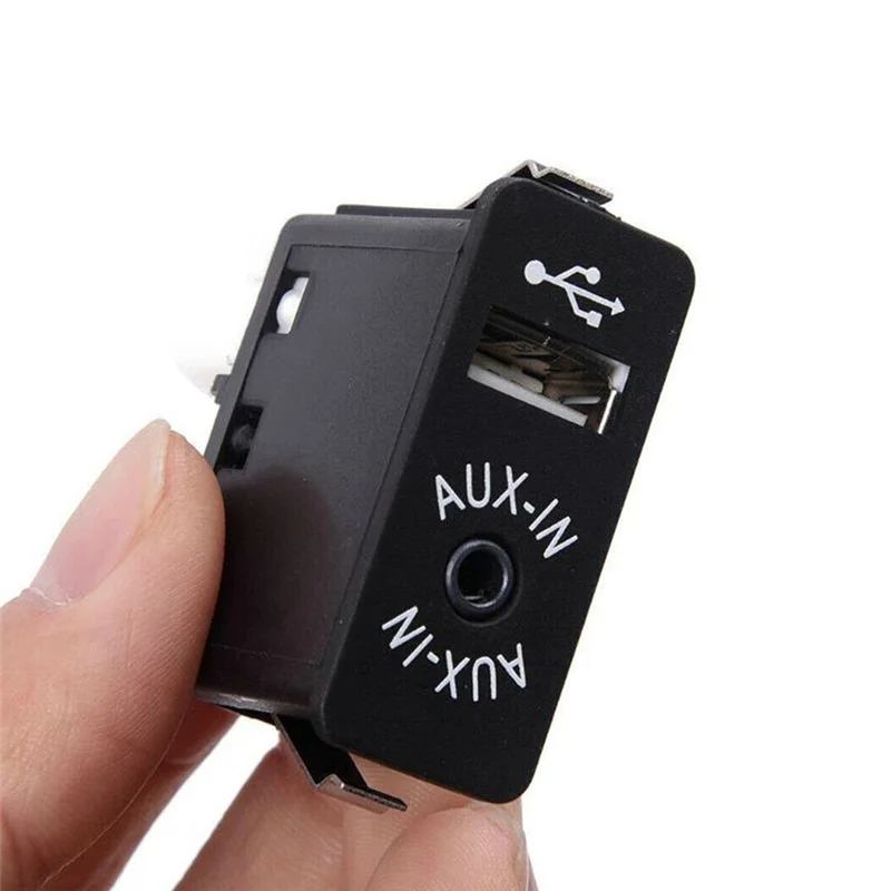 

A11M-AUX Input Socket Switch 84109237653 9237653 Forbmw E60 E61 E63 E64 E81 E82 E84 E87 E88 E90 E91 E92 E93 USB Socket AUX Socke