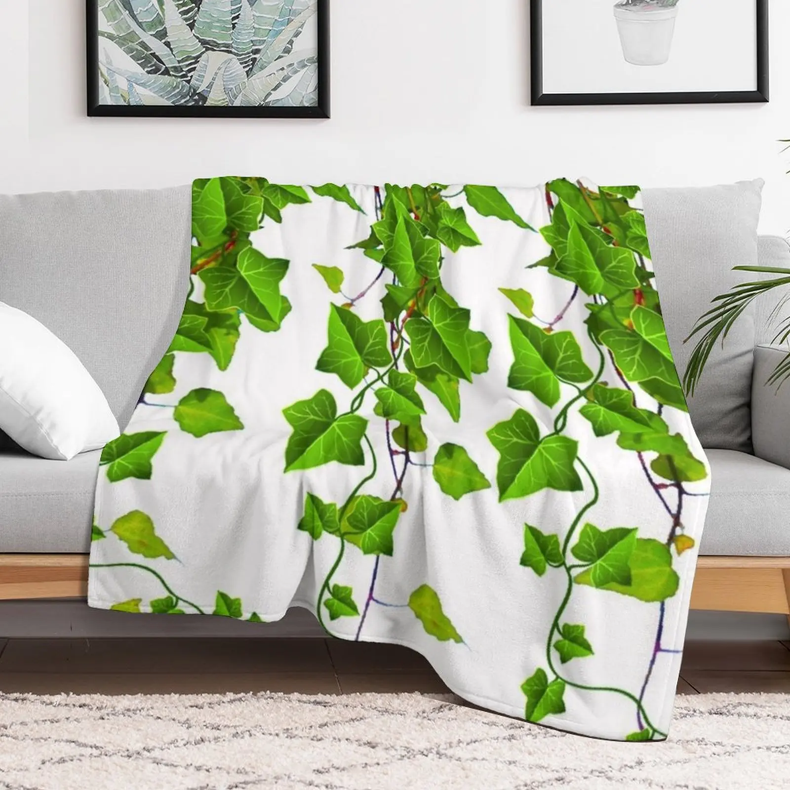 DECORATIVE SPRING GREEN TRAILING IVY VINES ON WHITE Throw Blanket Soft Beds Tourist Cute Plaid Furrys Blankets