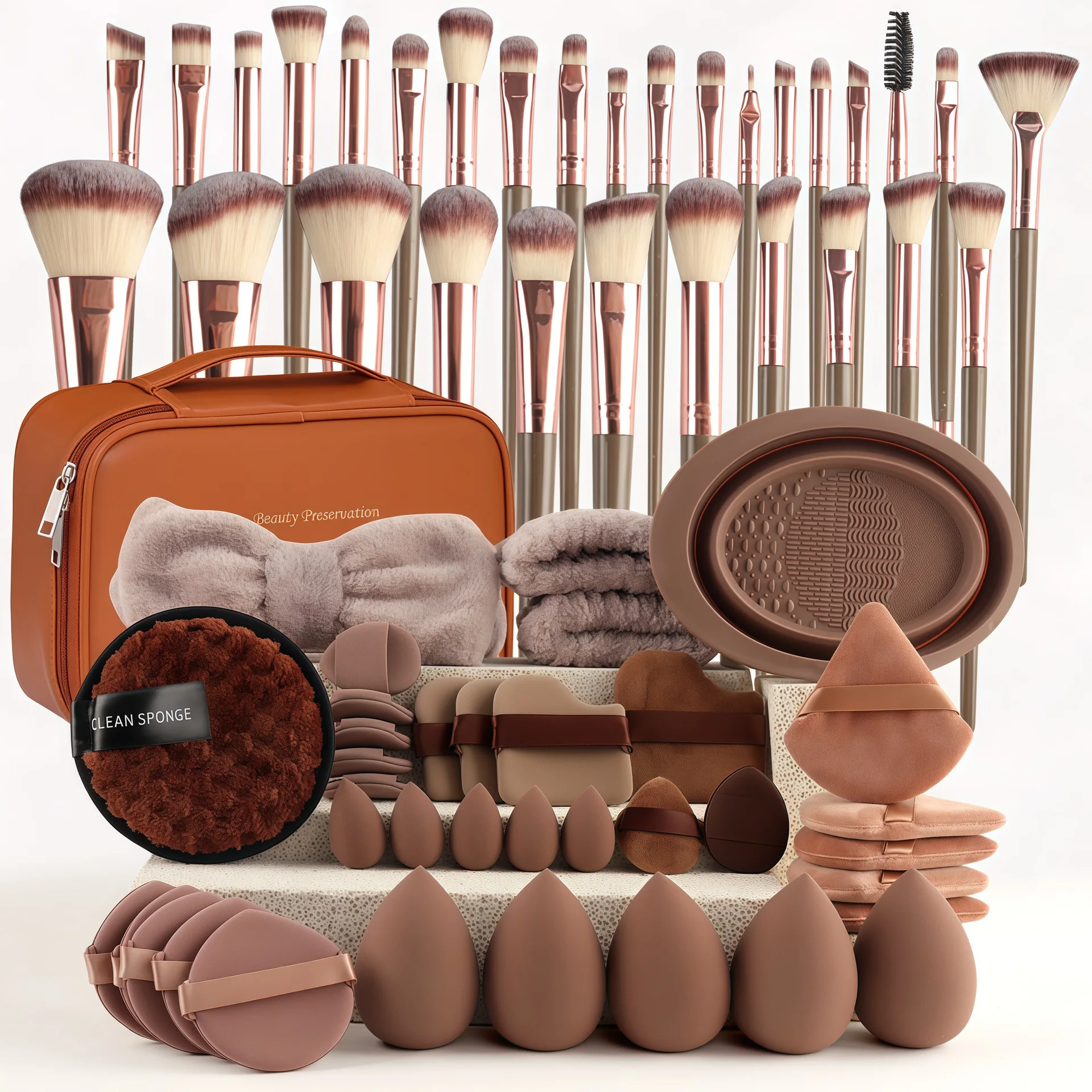 67-delige make-upborstelset - 30 cosmetische penselen en sponzen in bruin, full face foundation oogschaduw blending kit met etui
