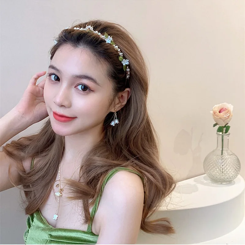 New Summer Fresh Flower Pearl Hair Accessories Ladies Romantic Spring and Summer Green Leaves Elegant Flower Headbands Headdress