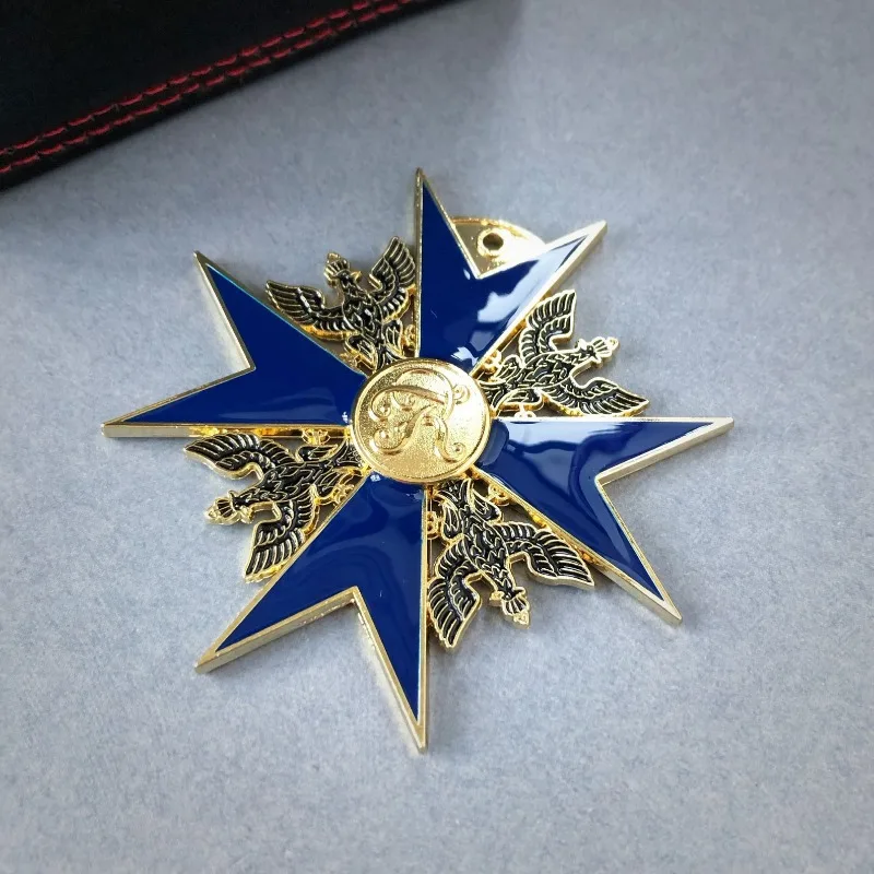 Replica Medal Big Black Hawk Knight Badge Necklace Pendant Enamel Medal