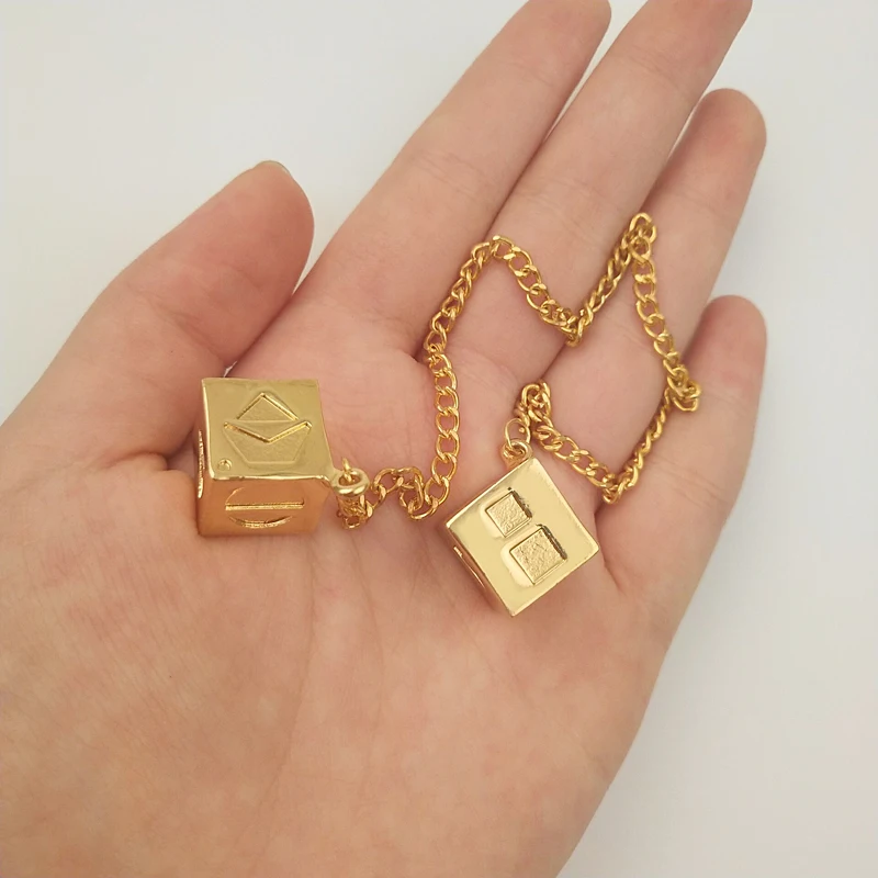 빅 골드 컬러 한 솔로 행운의 주사위 소품, 1.25 cm 주사위, 링크 체인, 자동차 인테리어 장식, 스타 워즈 자동차 거울 쥬얼리 Best5 빅 골드 컬러 한 솔로 행운의 주사위 소품, 1.25 cm 주사위, 링크 체인, 자동차 인테리어 장식, 스타 워즈 자동차 거울 쥬얼리 Best5