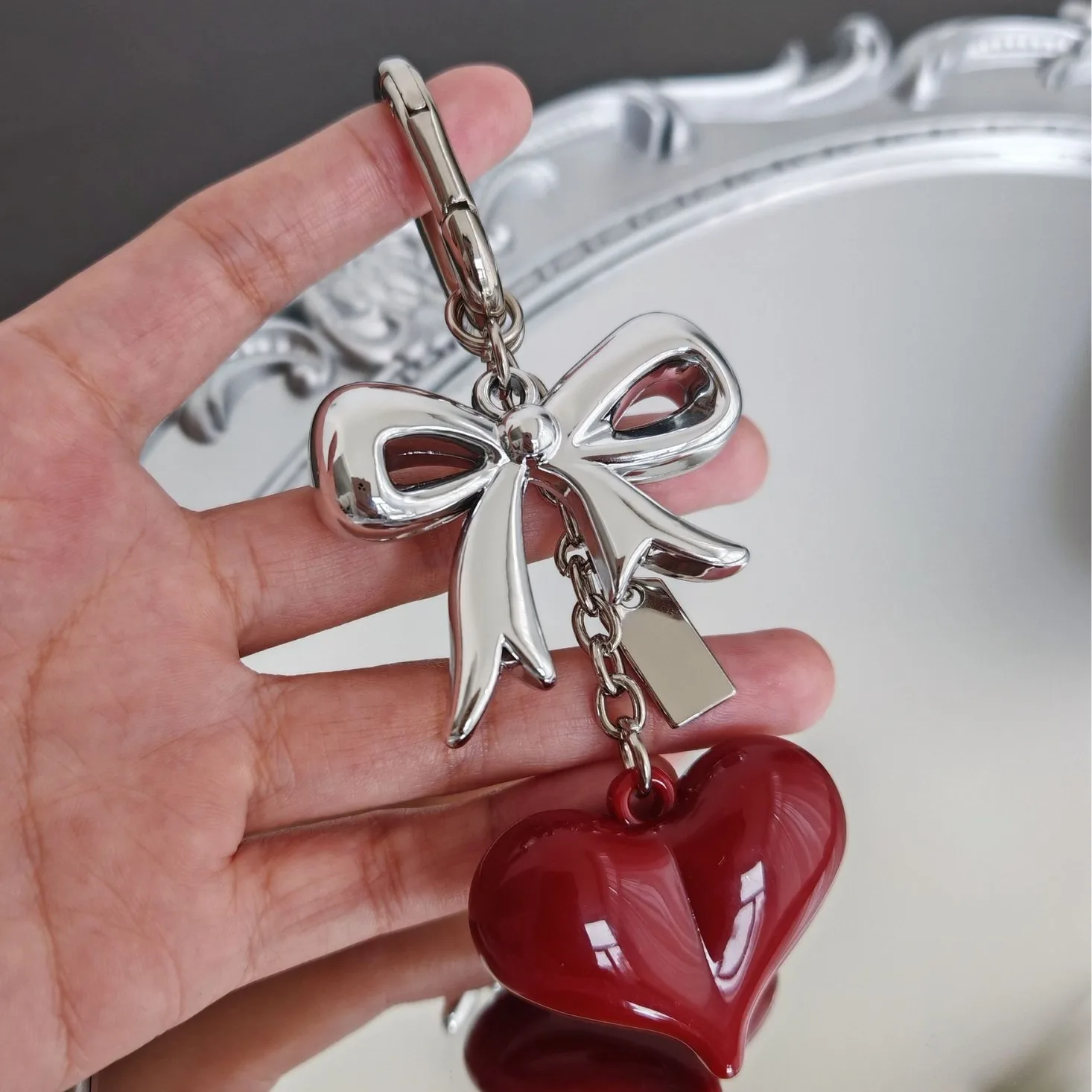 Cute Love Bow Pendants Suitable for Bags Women's Handbags, Shoulder Bags, Small Accessories Bag Accessories