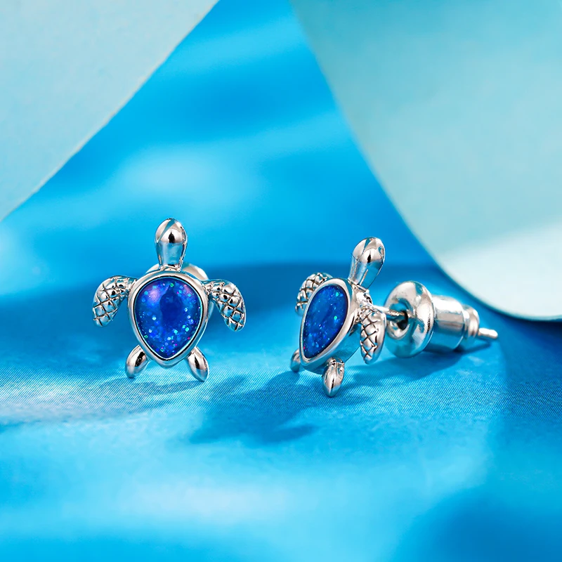 

Huitan Blue Little Turtle Stud Earrings for Women Chic Animal Accessories for Daily Life Dainty Silver Color Jewelry for Female