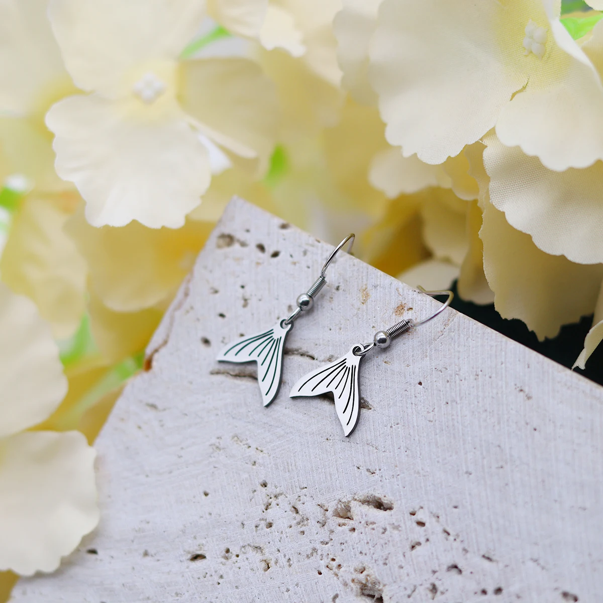 Kinitial Minimalist Stainless Steel Mermaid Tail Dangle Earrings Trendy Sea Inspired Design Earring Women Summer Jewelry Gifts