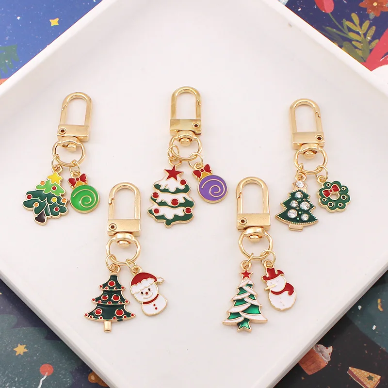 5pcs Christmas Tree Keychain Cute Holiday Bag Charm, Christmas Gift Pendant for Party Favor Stocking Stuffers Decoration