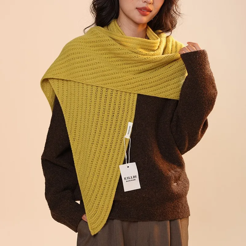 High Quality 100% Wool Hollow Knitted Triangle Scarf for Women's Winter Warmth Big Shawl High-end Sense Cape Scarf for Women
