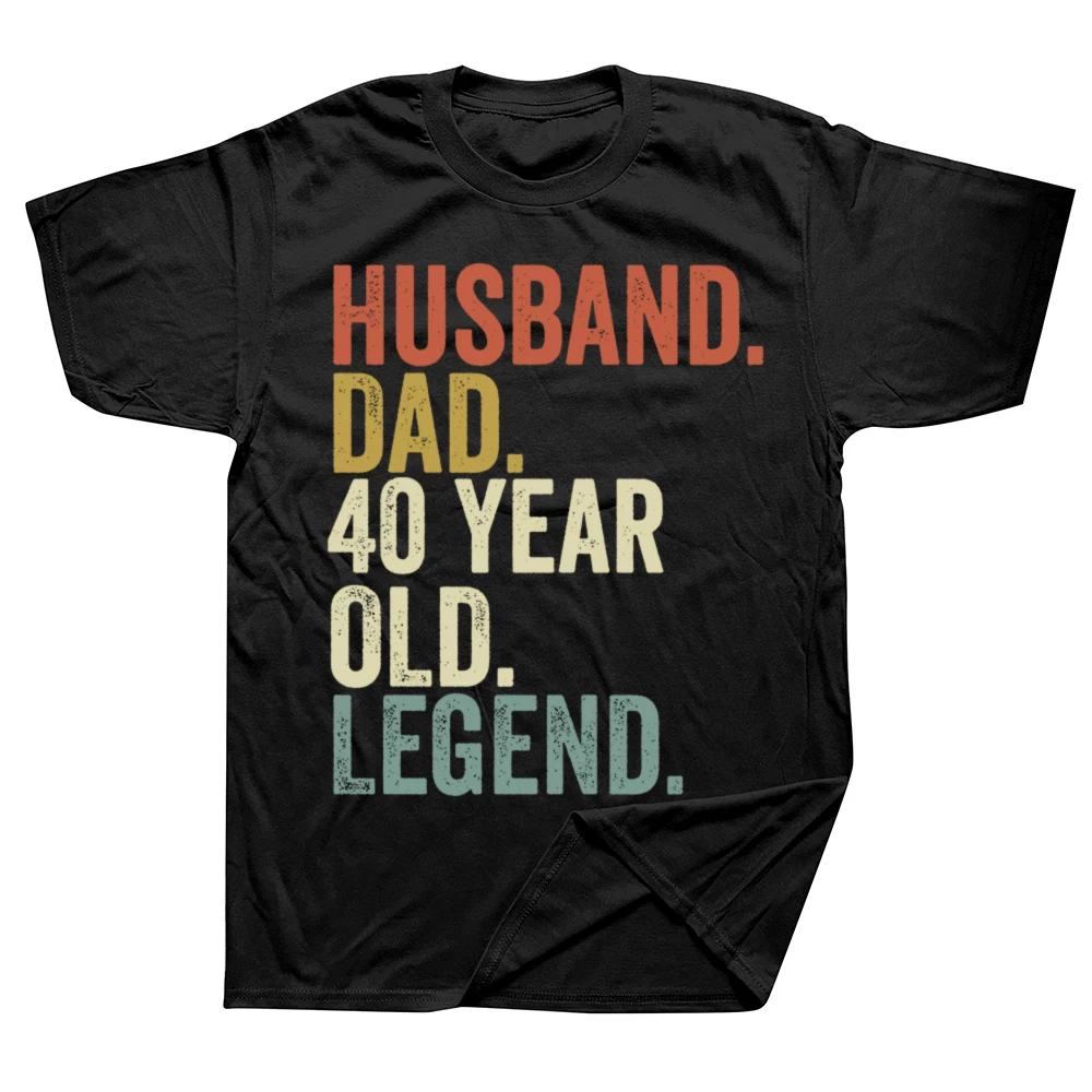 مضحك زوج أبي 40 سنة أسطورة 1985 تي شيرت الرجال القطن الفكاهة الشارع الشهير تي شيرت قصير الأكمام للجنسين ملابس فضفاضة #1
