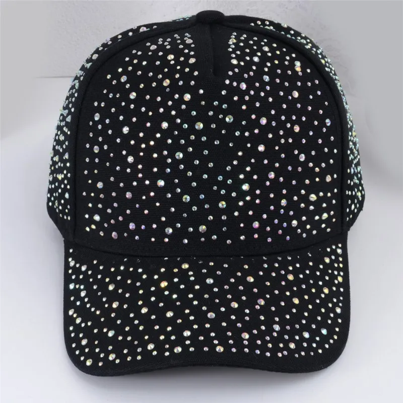 

The shiny dot patchwork baseball cap and net for ladies are suitable outings shopping daily life