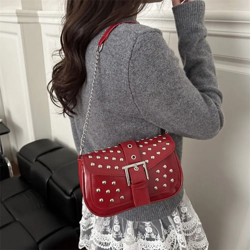 Trend Y2K Rivet Shoulder Bag Retro Spicy Girl Vintage Underarm Bag Fashion Pu Leather Motorcycle Bag Girls