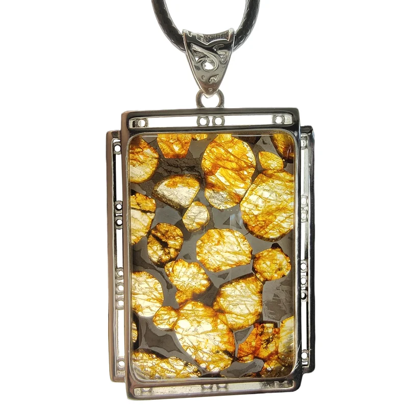 

Sericho Kenya Olive Meteorite Pendant Natural Meteorite Material Necklace Sky Iron Pendant Olive Meteorite Collection