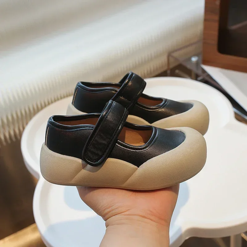 2024 Kinderen Leren Schoenen Voor Meisjes Herfst Nieuwe Modieuze Zachte Comfortabele Anti-Kick Casual Koreaanse Stijl Buiten Trendy Schoenen