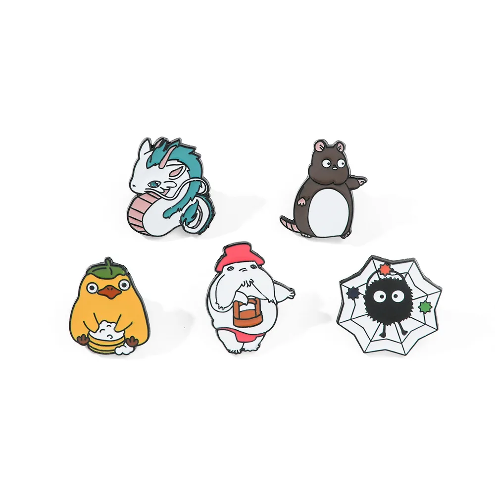 

Japanese Cartoon Anime Peripheral Metal White Dragon Cigarette Elf Chubby Mouse Alloy Accessories Student Backpack Decoration