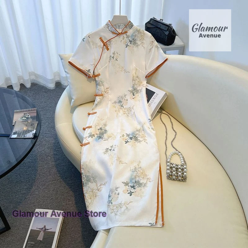 

Retro ethnic embroidery temperament literary cheongsam skirt female summer new fashion design elegant casual Joker dress.