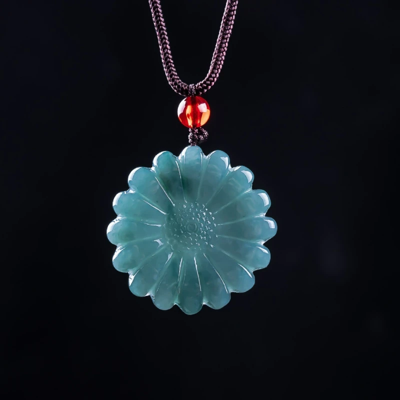 

Natural Jade Blue Water Oil Green Sun Flower Necklace Pendant Men and Women Fashion Simple Fine Jewelry Accessories Gift