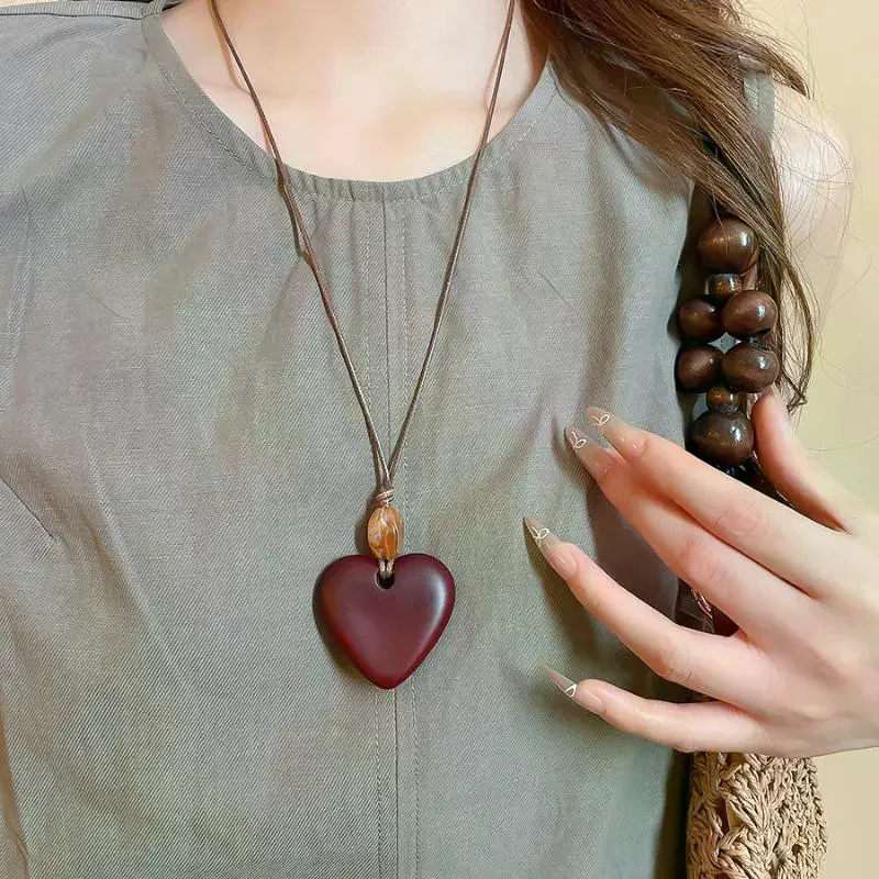 Resin Candy Pendant Necklaces For Women Retro Long Sweater Chains Simple Cute Pendant Necklaces Jewelry Accessories Gift