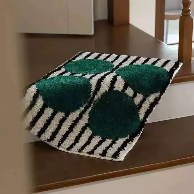 VIKAMA Minimalist White Black Heart Eye Line Art Small Rug Funny Aesthetic Bath Mat Home Decor Unique Gift Soft Durable Cozy