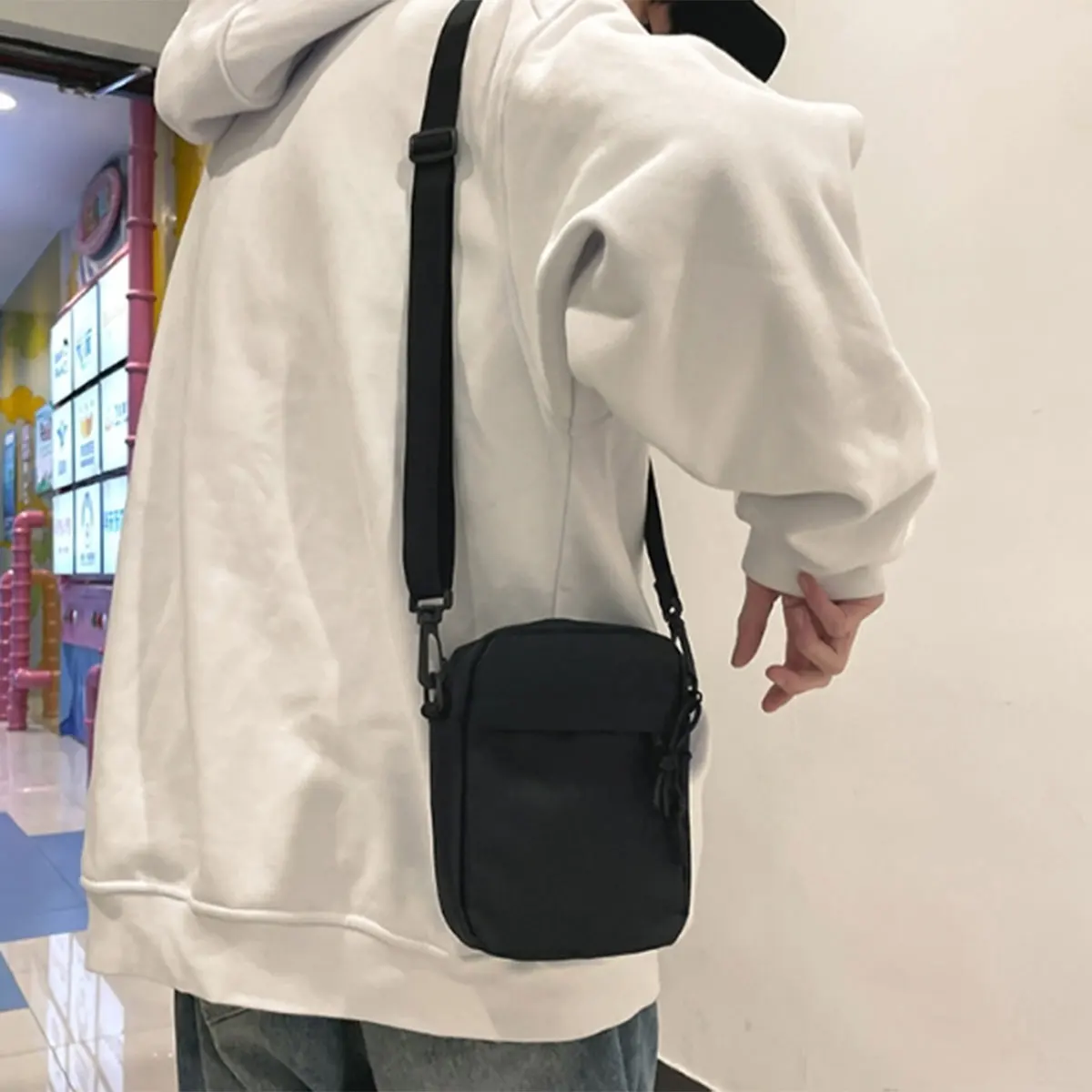 

Sen small body bag ins fashion brand shoulder bag sports leisure small backpack female simple crossbody bag a suit