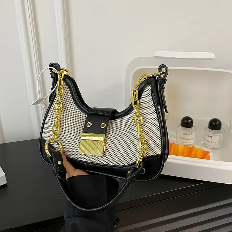 

Минималистичная квадратная сумка через плечо 2025 года, компактный рабочий кошелек из зернистой кожи, готовый к кофейному бегу, устойчивый роскошный незаменимый