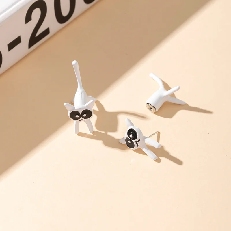 EVISPOL Black Color Cat Design Stud Earrings Trendy Ins Girls Earrings Cute Women Earring Animal Design Cat Earring Jewelry Gift