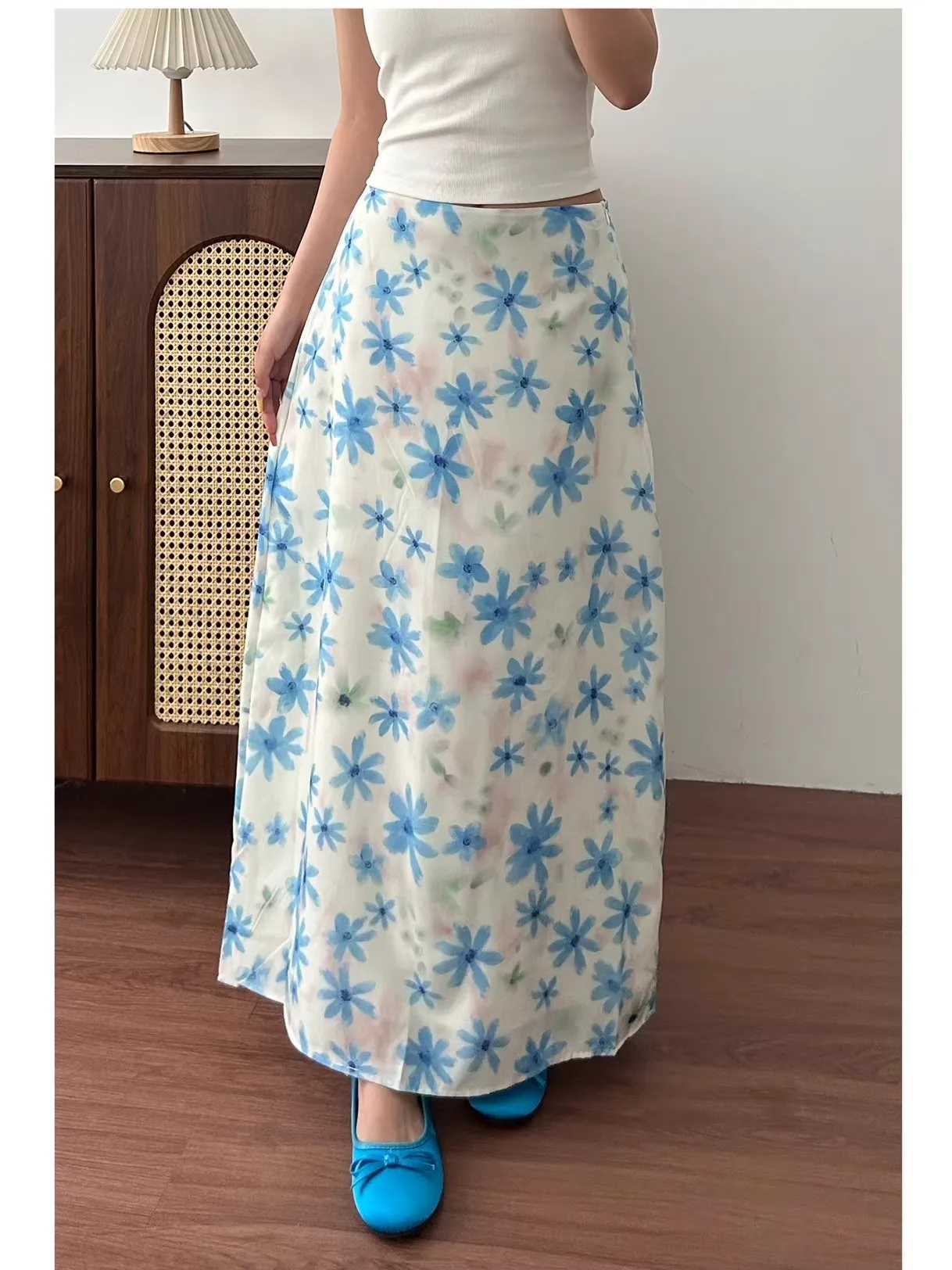 Blue Floral Print Chiffon Half Skirt Women's Summer New High Waist Mesh A-Line Long Skirt Beach Vacation Style Half-length Sk...