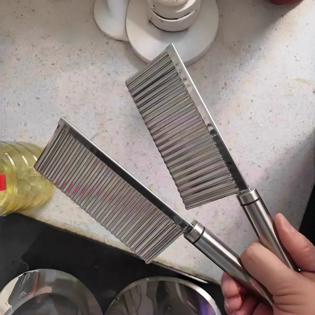 

Multi-Use Wavy Blade, for Julienne Fries & Carrots. 23cm, Easy Grip, Dishwasher Safe