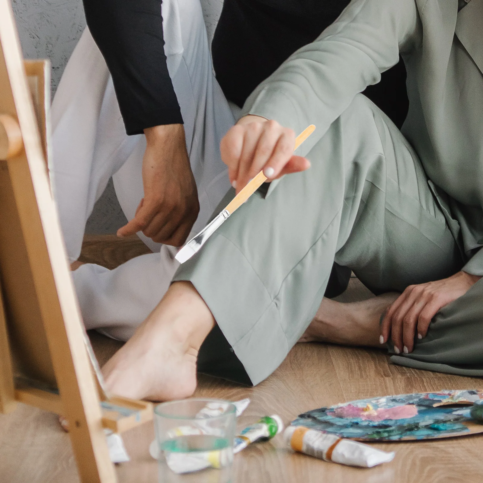 

6Pcs Oil Painting Brushes Set Fine Detail Wood Handle Lightweight Portable for Acrylic Watercolor Gouache Wall Art Painting