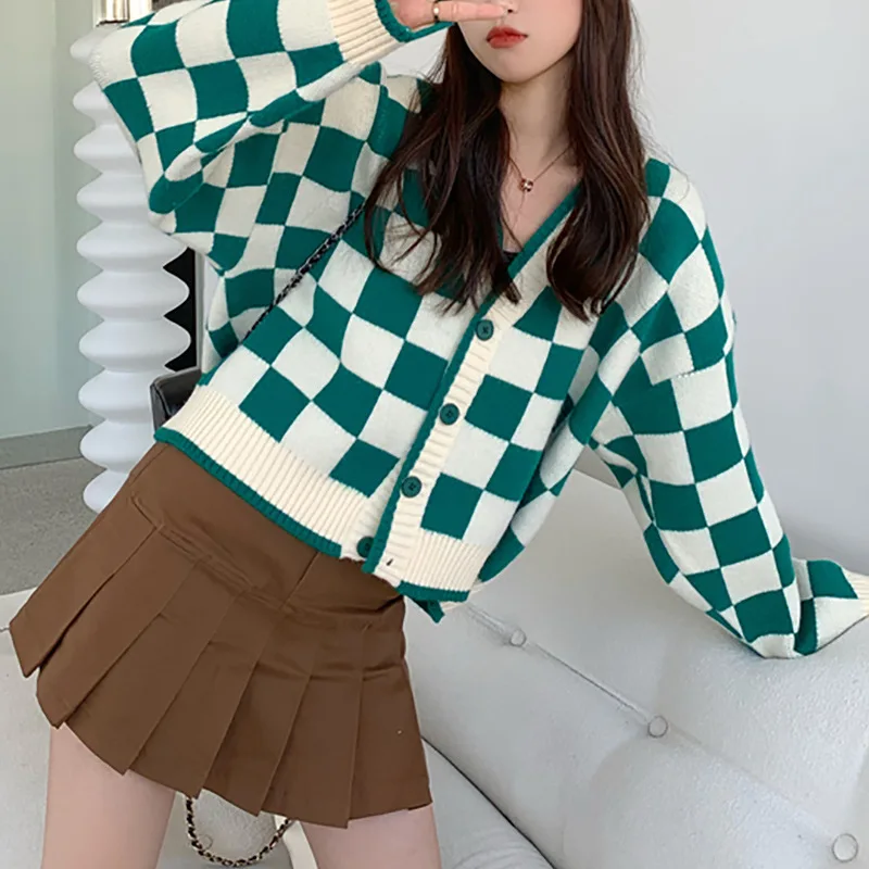 

Autumn Streetwear Tops Korean Y2k Sweater Women Fall Long Sleeve New Fashion Harajuku Black And White Patchwork Cardigan Sweater