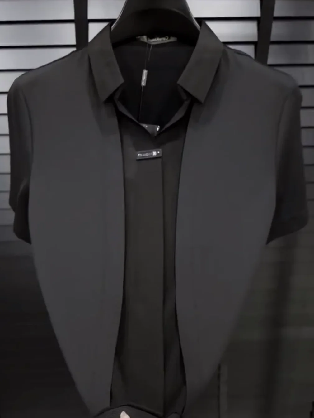 

Summer New Breathable Luxury ort Sve Collared T-irt Sli Versatile Personali High-End Sensation Ele Haome