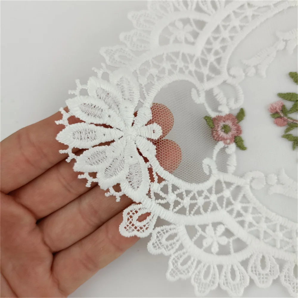 New Embroidered Dinning Table Cover Table Cloth Elegant Round Lace Tablecloth Coffee Coasters Napkin Party Wedding Decoration