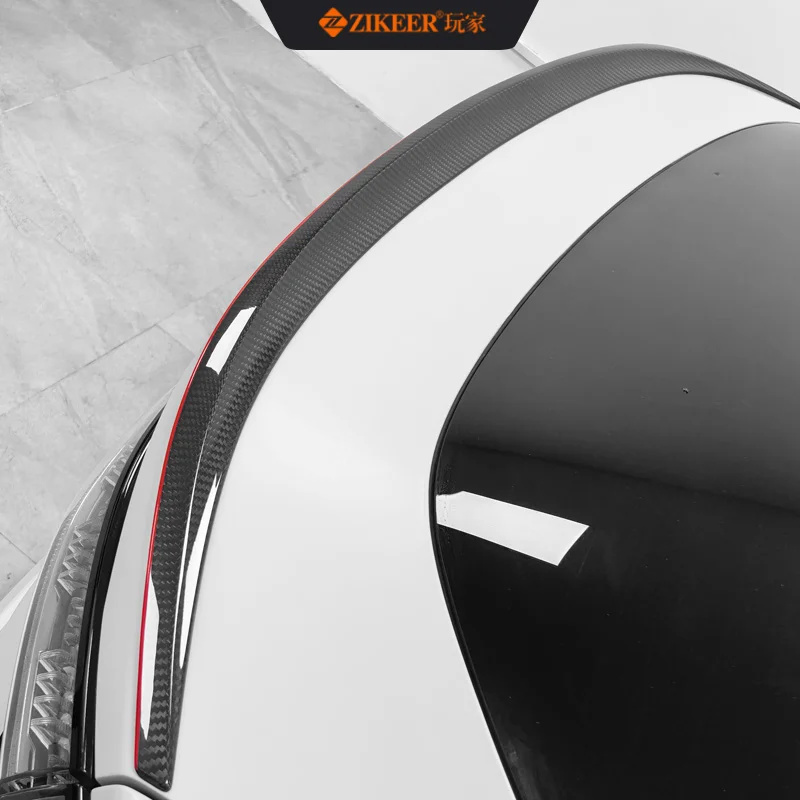 

Подходит для Zeekr 001 2021-2026 годов, сухой карбоновый задний спойлер, оригинальные аксессуары для тюнинга автомобиля из углеродного волокна.