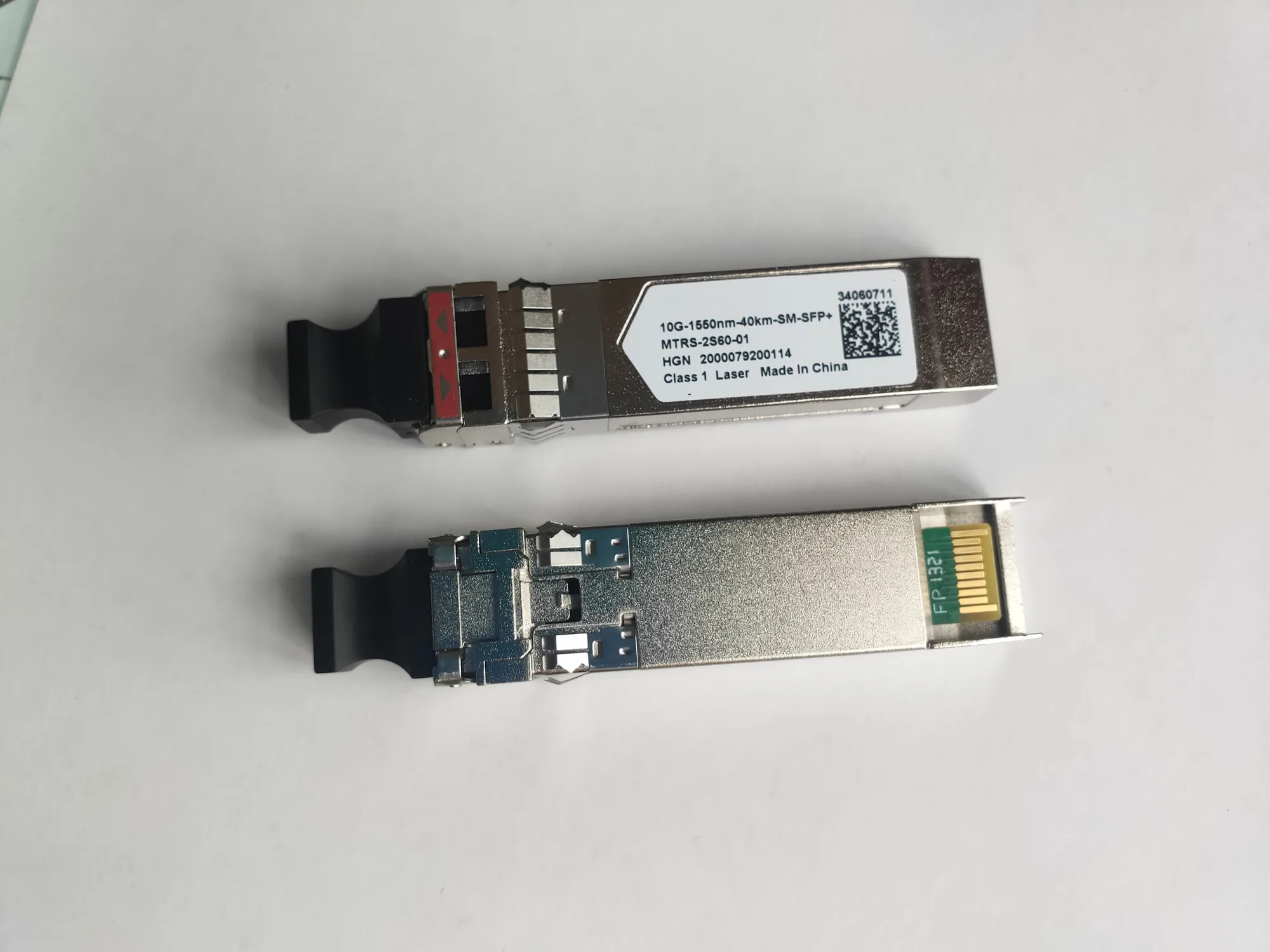 Transmisja HUA-W-EI SFP+ CDR 10GB 40KM 1550NM Transceiver optyczny MTRS-2560-0134060711 OSX04N04 SFP 10G 40KM LC SM