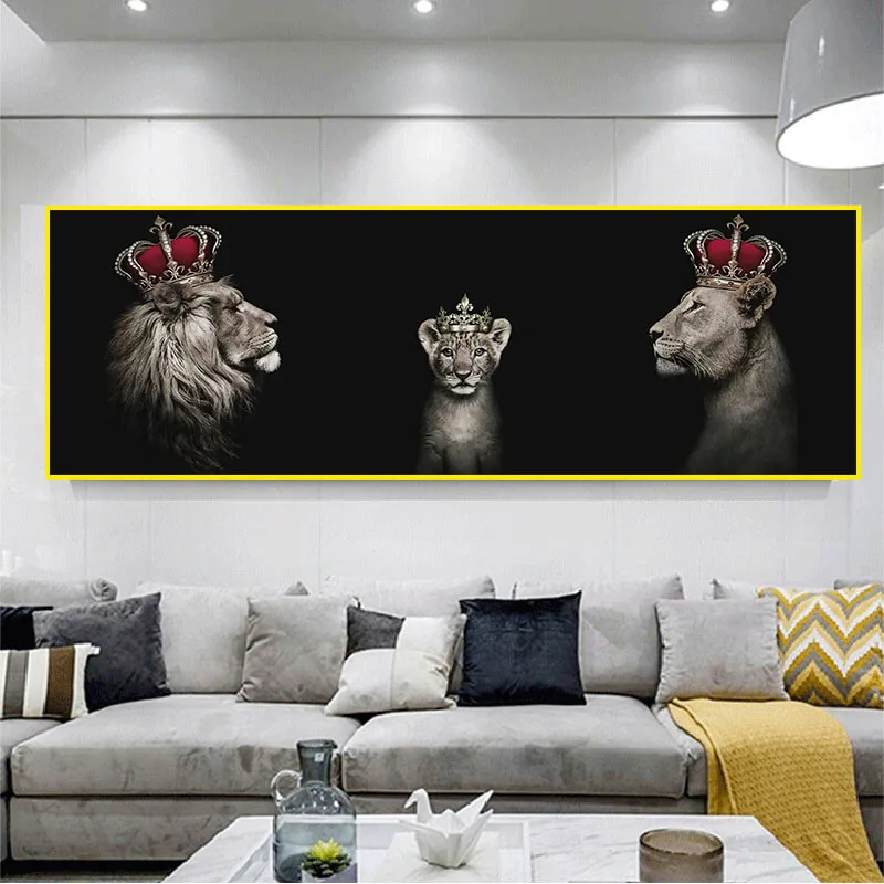 Crown Lion Family Wall Art Pictures, Royal Animal Canvas Paintings, Lion King and Queen Poster, Pictures for Living Room Decor