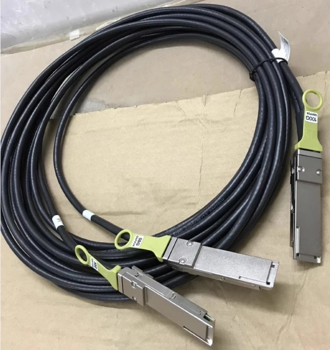 

Для кабеля переключателя Huawei QSFP28-100G-2X50G-CU5M/04052999 высокоскоростной кабель