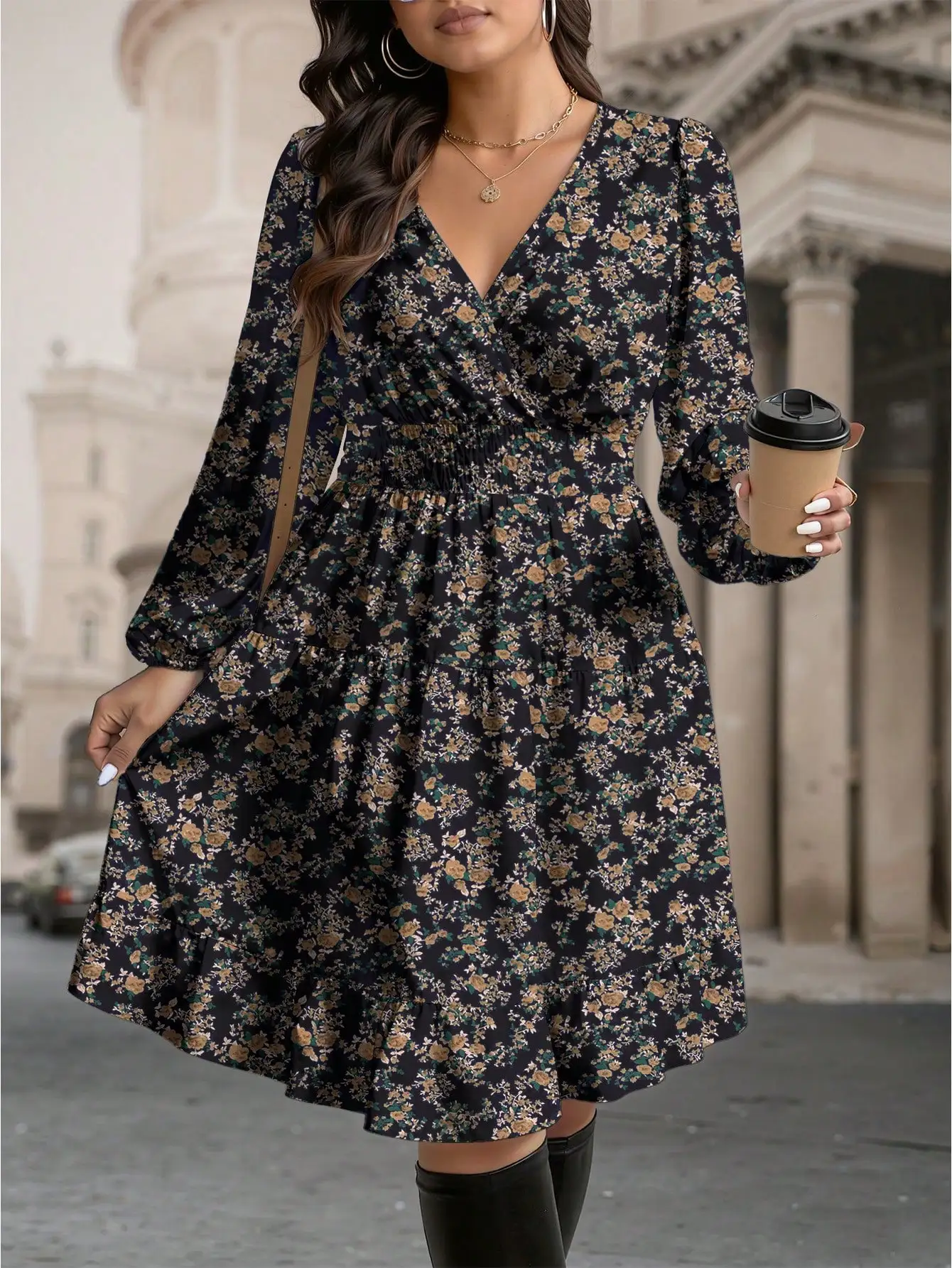 

Платье с цветочным принтом, V-образным вырезом, рукавами-фонариками и многоярусными оборками, повседневное