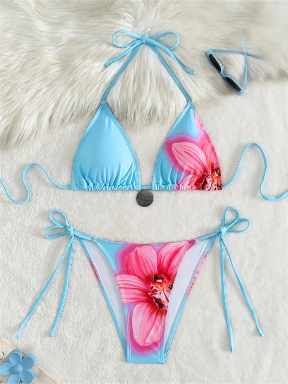 

Сексуальный бандажный бикини с большим цветочным принтом, купальник с микро-стрингом и металлической отделкой, женский купальник для отдыха, пляжные стринги, купальный костюм