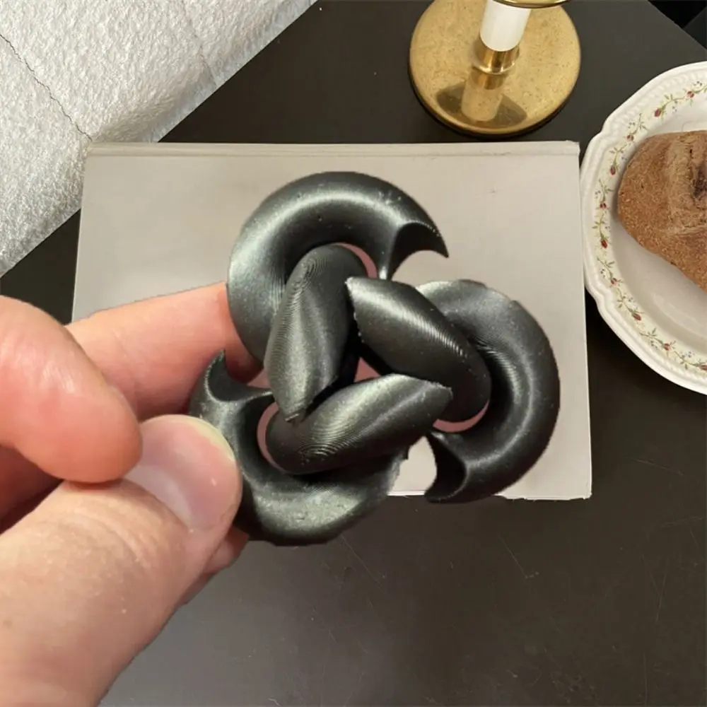 Cubo pieghevole infinito rilassante, leggero, rotante, cubo pieghevole illimitato, rotazione sensoriale 3D, giocattoli agitati