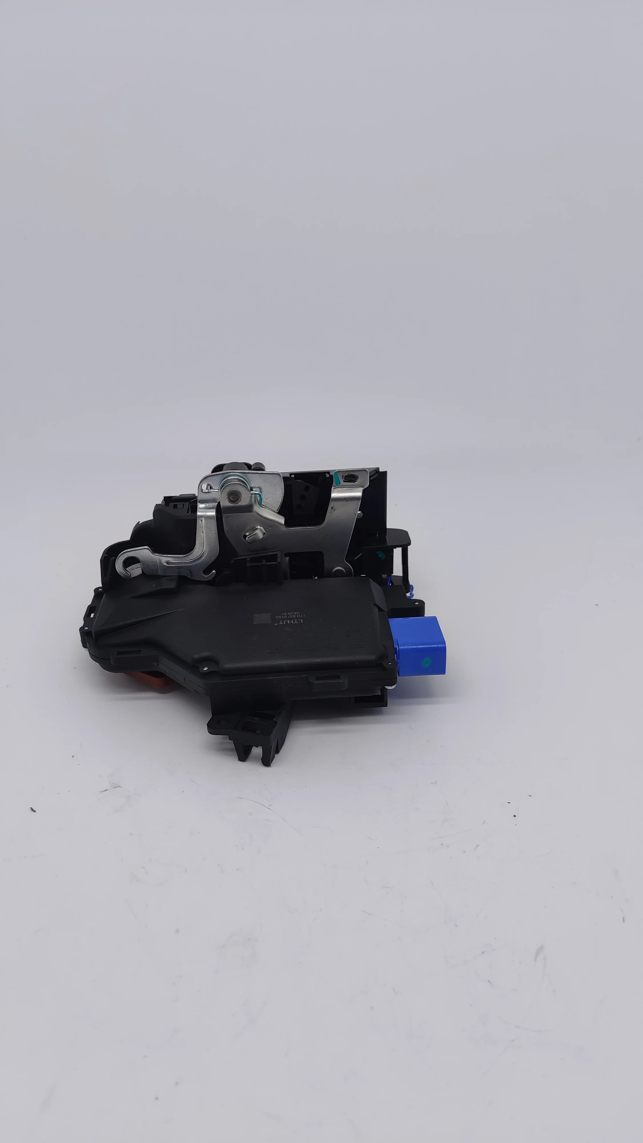 1TD837015 95553101506 3D1837015 3D1837015AB 95553101500 Door Lock Latch Actuator Driver Side Front Left For Porsche VW