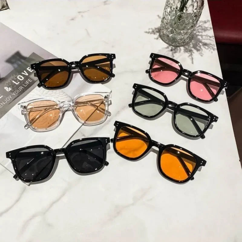 

Men Women Vintage Square Sunglasses Fashion Classic Outdoor Travel Sun Glasses Unisex Driving Riding Goggle Shades Eyewear