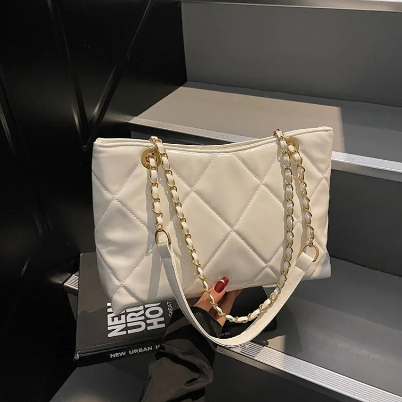 حقيبة يد نسائية أنيقة مصنوعة من الجلد الفاخر، تصميم يومي راقي وواسع يدوم طويلاً من باريس #5