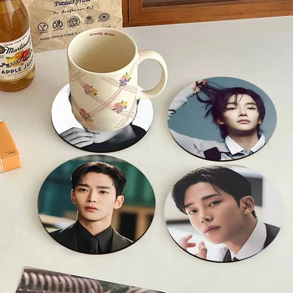 Korean Actors Rowoon Round Wooden Coasters Suitable For Rest
